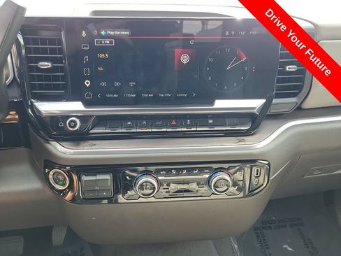 Used 2026 GMC Sierra 1500 SLT RWD image 14