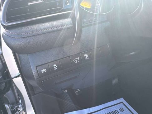 Used 2019 Toyota Camry LE image 19