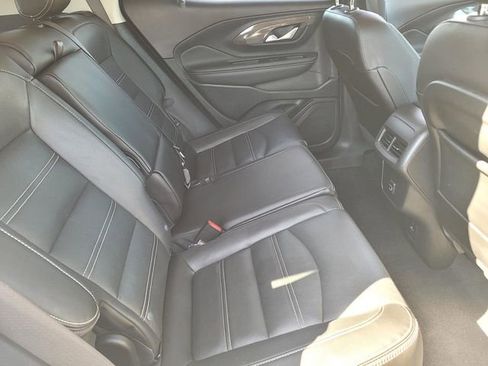 Used 2023 GMC Terrain Denali AWD/4WD image 9