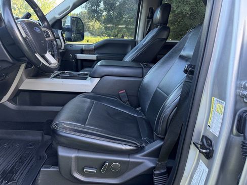 Used 2019 Ford F250 Lariat w/ Chrome Package AWD/4WD image 13