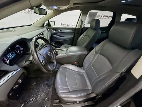 Used 2019 Buick Enclave Essence image 22