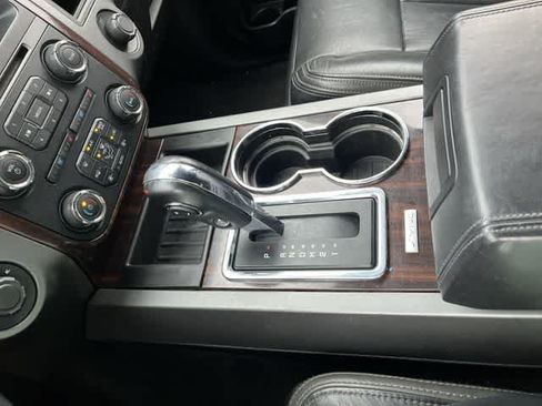 Used 2017 Ford Expedition EL Platinum AWD/4WD image 24