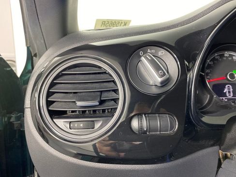 Used 2017 Volkswagen Beetle 1.8T image 12