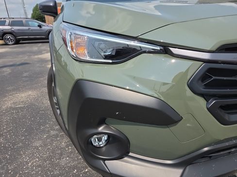 Used 2026 Subaru Crosstrek 2.5i Premium AWD/4WD image 5
