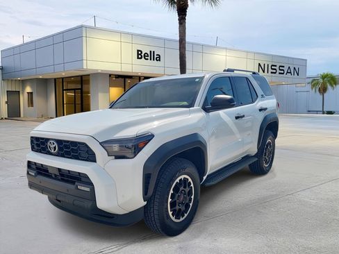 Used 2025 Toyota 4Runner TRD Off-Road image 2