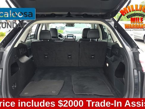 Used 2024 Ford Edge SEL AWD/4WD image 10