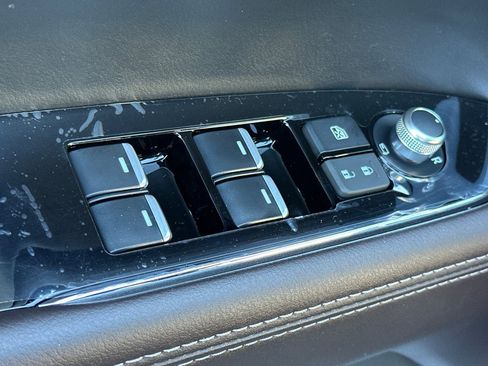 New 2025 MAZDA CX-5 Signature image 12