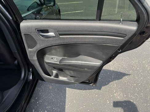 Used 2012 Chrysler 300 S w/ Luxury Group image 22