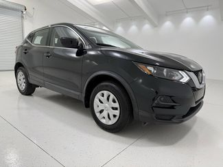 Used 2020 Nissan Rogue Sport S video 1