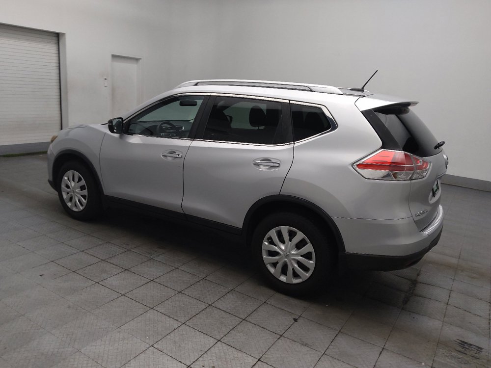 Used 2016 Nissan Rogue S w/ Appearance Package FWD image 3