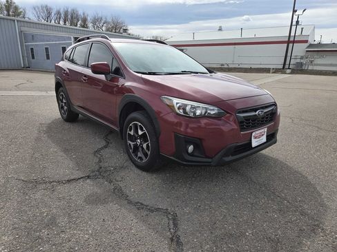Used 2018 Subaru Crosstrek 2.0i Premium w/ Popular Package #2 AWD/4WD image 2
