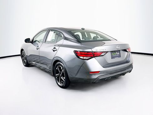 Used 2025 Nissan Sentra SV FWD image 5