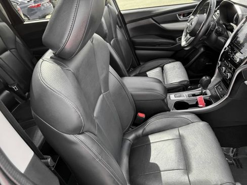 Used 2020 Subaru Ascent Limited w/ Technology Package AWD/4WD image 19