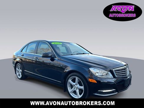 Used 2013 Mercedes-Benz C 300 4MATIC Sedan image 1