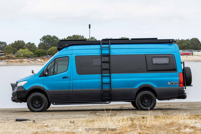 Used 2021 Mercedes-Benz Sprinter 2500 image 3
