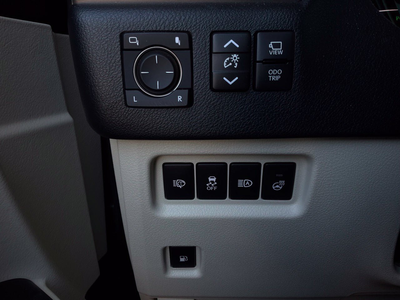 Used 2022 Lexus GX 460 Luxury w/ Off Road Package AWD/4WD image 30