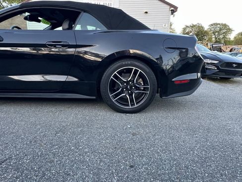 Used 2021 Ford Mustang Premium RWD image 29