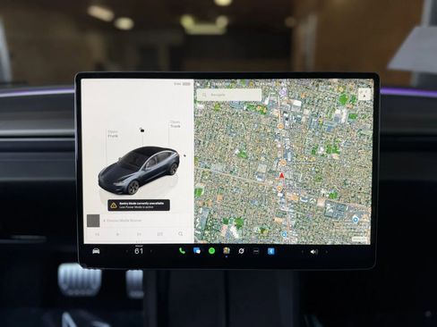 Used 2025 Tesla Model 3 Performance image 29