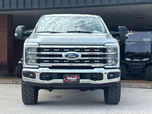 Used 2026 Ford F250 Lariat w/ Tremor Off-Road Package AWD/4WD image 2