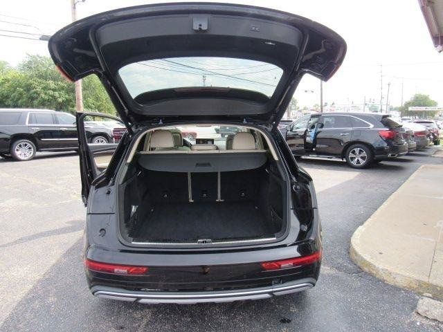 Used 2021 Audi Q5 Prestige w/ Prestige Package AWD/4WD image 45