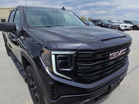Used 2026 GMC Sierra 1500 Elevation AWD/4WD image 2