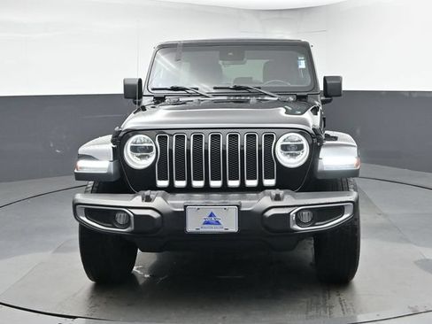 Used 2021 Jeep Wrangler Unlimited Sahara AWD/4WD image 3