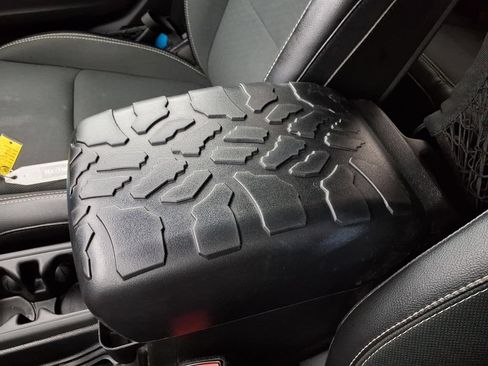 Used 2021 Jeep Wrangler Unlimited Sport AWD/4WD image 20