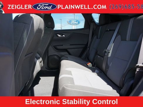 Used 2024 Chevrolet Blazer LT w/ Convenience Package AWD/4WD image 12