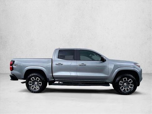 Certified 2024 Chevrolet Colorado Z71 w/ Z71 Convenience Package 2 AWD/4WD image 5