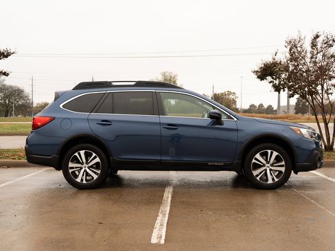 Used 2019 Subaru Outback 2.5i Limited w/ Protection Package #1 image 10