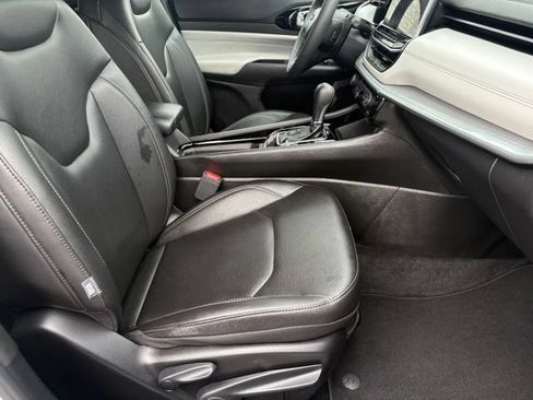 Used 2025 Jeep Compass Limited AWD/4WD image 19