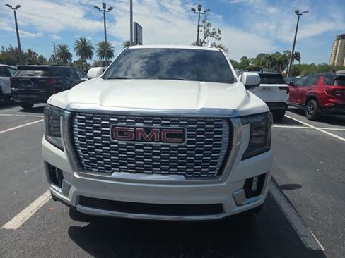 Certified 2023 GMC Yukon XL Denali image 2