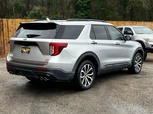 Used 2020 Ford Explorer ST w/ Premium Technology Package image 8
