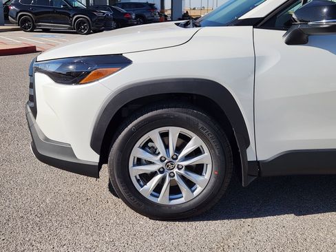 New 2026 Toyota Corolla Cross LE image 9