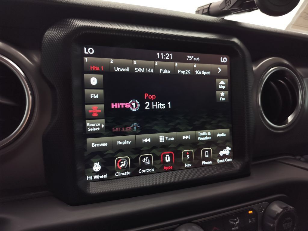 Used 2021 Jeep Wrangler Unlimited Rubicon AWD/4WD image 16