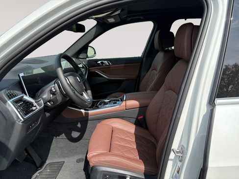 New 2026 BMW X5 xDrive40i w/ Executive Package AWD/4WD image 9