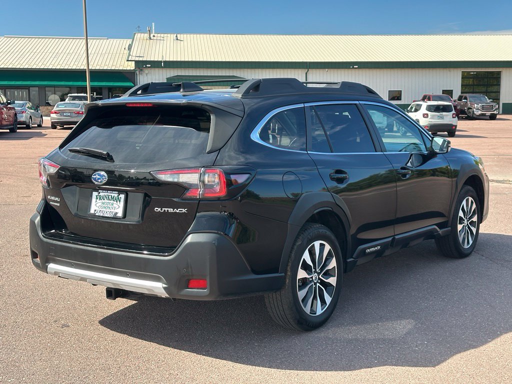 Used 2024 Subaru Outback Limited AWD/4WD image 6