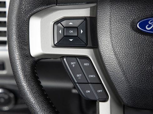 Used 2016 Ford F150 Lariat w/ Equipment Group 501A Mid image 31