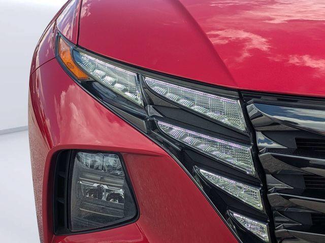 Used 2022 Hyundai Tucson SEL w/ Convenience + Premium Package FWD image 9