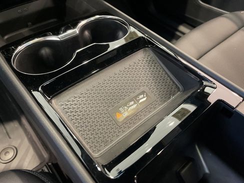 New 2025 Chevrolet Blazer EV LT image 23