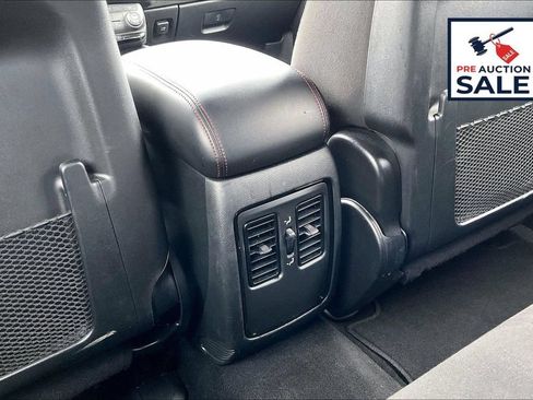 Used 2025 Dodge Durango GT AWD/4WD image 35