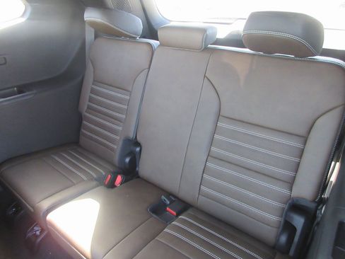 New 2026 GMC Acadia Denali Ultimate image 15