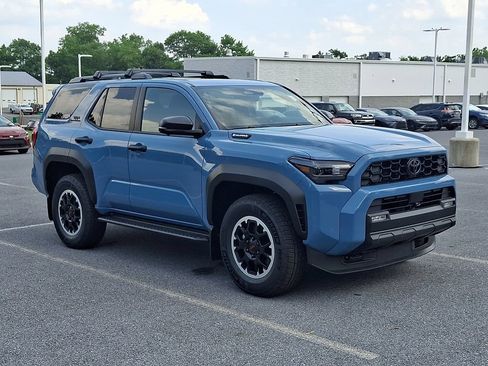 New 2026 Toyota 4Runner TRD Off-Road Premium w/ Tow Technology Package AWD/4WD image 4