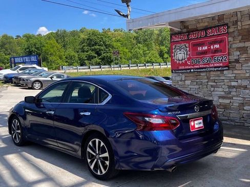 Used 2017 Nissan Altima 2.5 SR FWD image 8