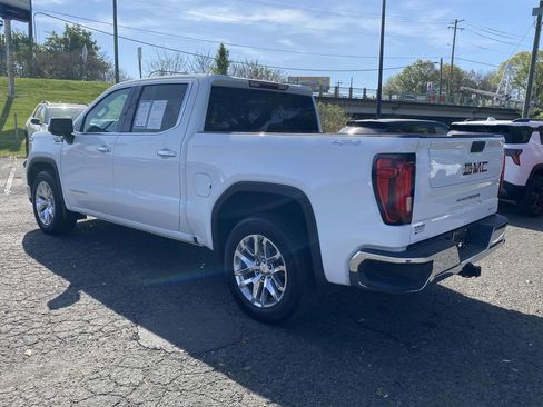 Used 2024 GMC Sierra 1500 SLT AWD/4WD image 4