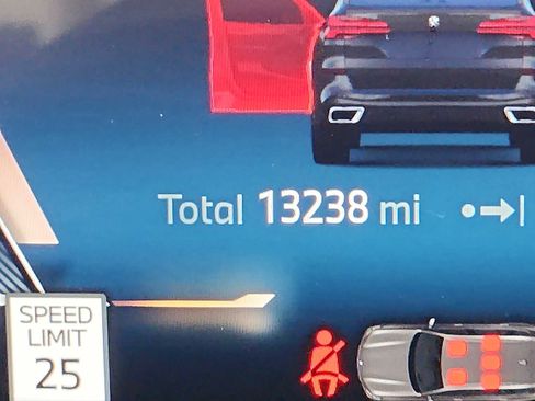 Certified 2024 BMW X5 xDrive40i w/ M Sport Package image 18