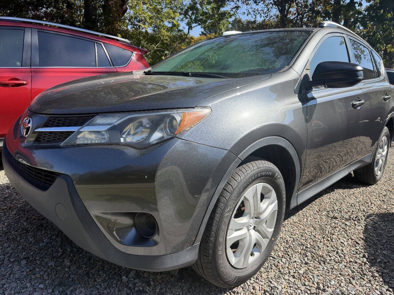 Used 2015 Toyota RAV4 LE AWD/4WD image 1