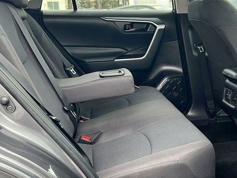 Used 2023 Toyota RAV4 LE image 13