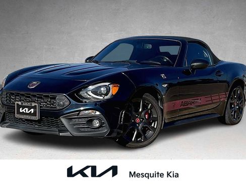 Used 2018 FIAT 124 Spider Abarth w/ Convenience Group image 1