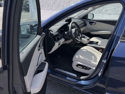 Used 2025 Acura RDX w/ Technology Package image 2